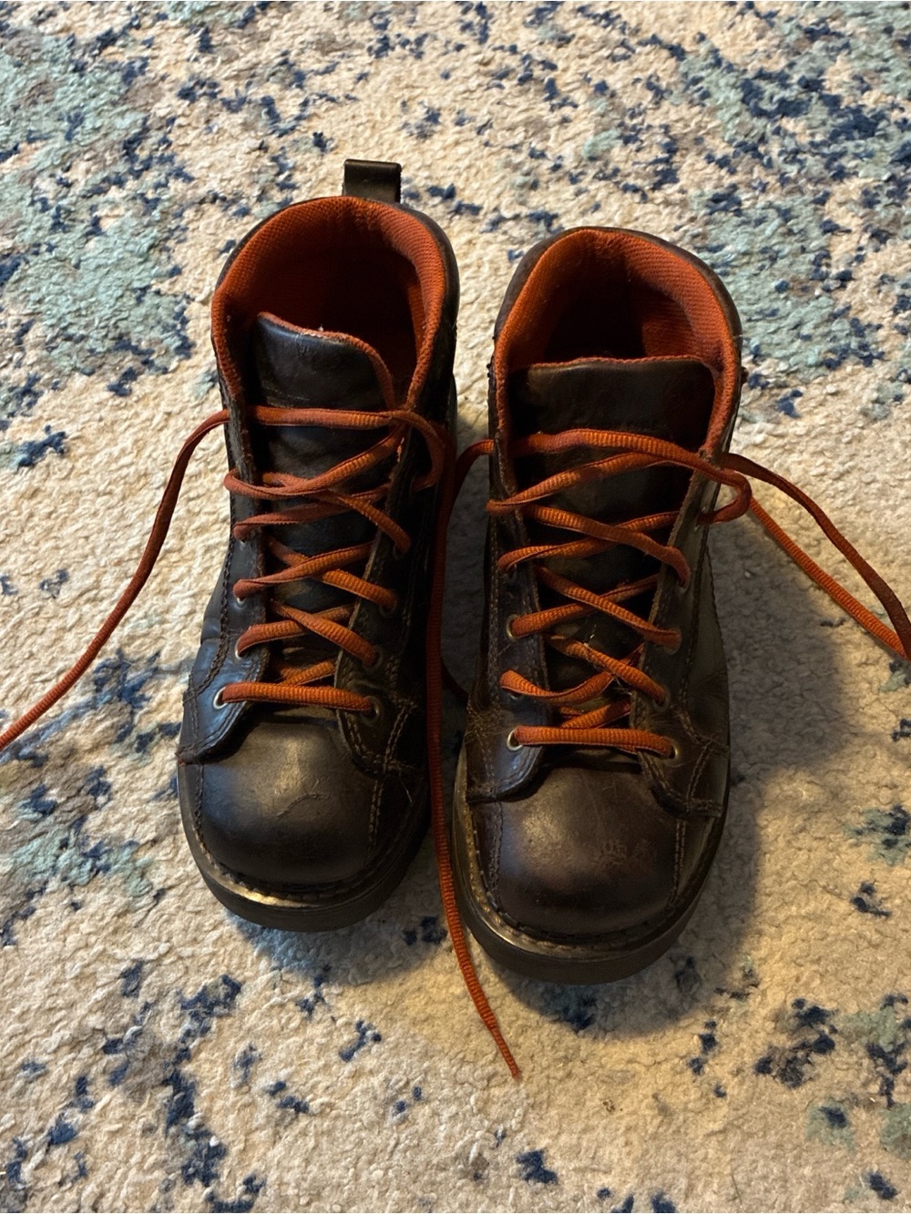 Women’s vintage AE American Eagle Brown Leather Lace-Up Platform Boots size 8